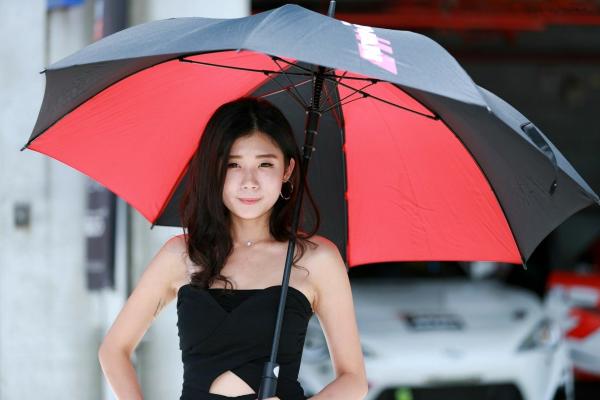    台湾正妹赛车女郎：TSF-R2台湾大赛车第二站，性感制服模特现场高清图集 [150P]第34张图片