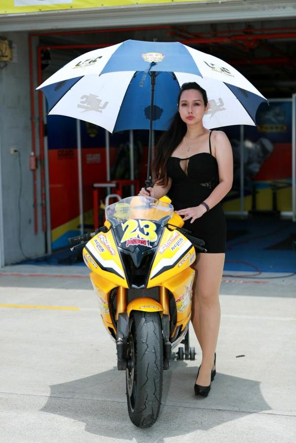    台湾正妹赛车女郎：TSF-R2台湾大赛车第二站，性感制服模特现场高清图集 [150P]第85张图片