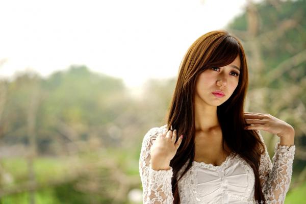    台湾正妹张芸菁：东海大学二校区唯美写真，优雅OL制服展现清新动人气质第120张图片