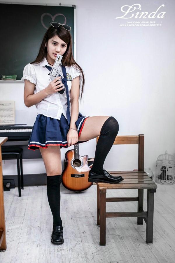    台湾正妹琳妲(林羿祯)甜美学妹校园风写真集，清新校服制服造型演绎青春活力第36张图片