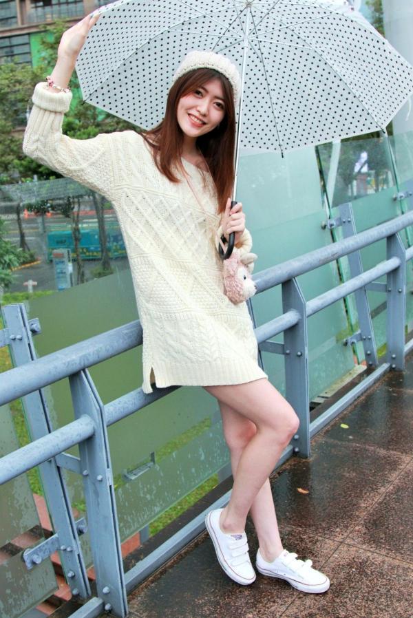    台湾正妹_ Brindy薛薛《板橋外拍》时尚街拍写真，演绎都市清纯邻家女神范儿[67P]第2张图片