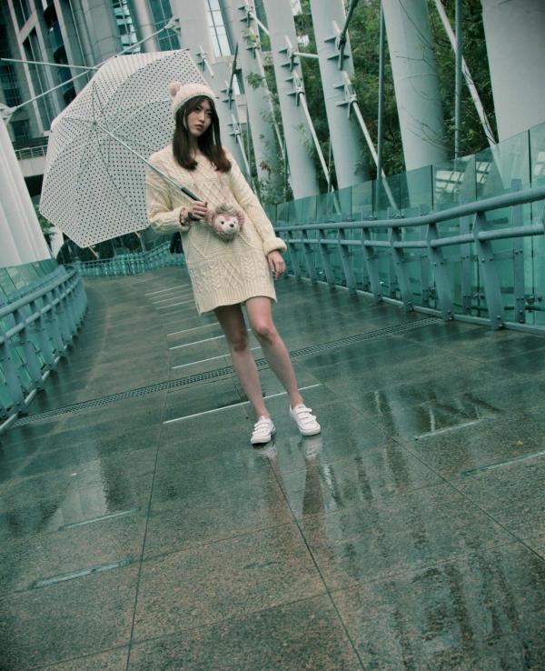    台湾正妹_ Brindy薛薛《板橋外拍》时尚街拍写真，演绎都市清纯邻家女神范儿[67P]第16张图片