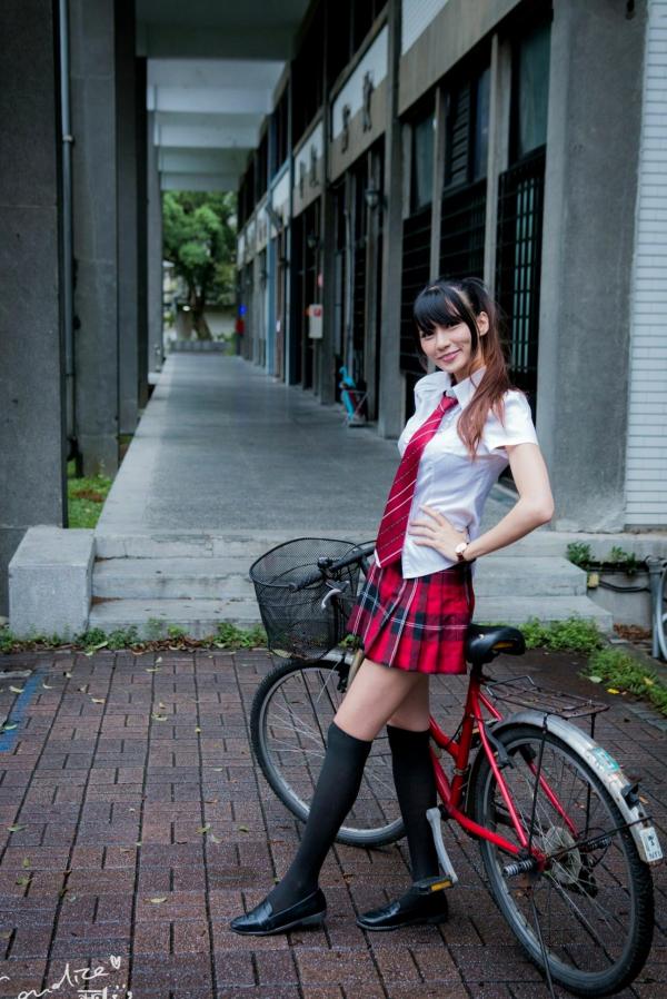    台湾模特蔡译心Candice《你的名字》同人写真：清纯JK校服校园漫步，治愈系美少女人气力作第33张图片