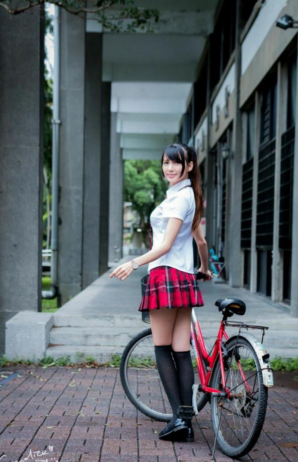    台湾模特蔡译心Candice《你的名字》同人写真：清纯JK校服校园漫步，治愈系美少女人气力作第34张图片