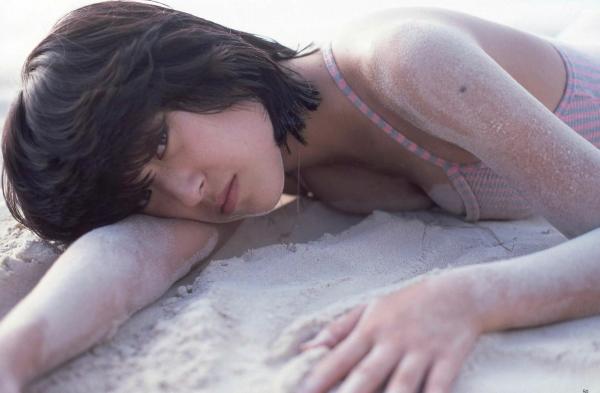    FLASH杂志写真：石橋杏奈、橋本マナミ等众女神海边比基尼时尚大片（2015.03.31）第9张图片