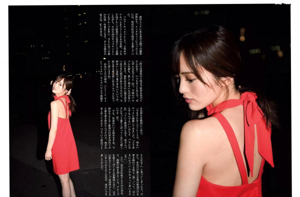   FLASH杂志写真集：山本彩、久松郁实等五人组，清纯比基尼与元气街拍，多元风格视觉盛宴第8张图片