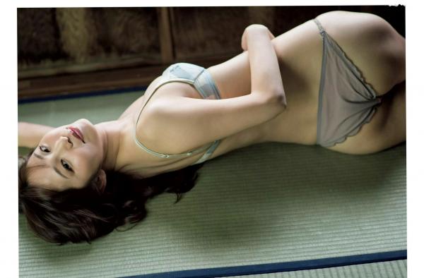    FLASH杂志写真合集：佐藤寛子、西岡葉月、久松郁実等超人气美女比基尼泳装诱惑大赏第23张图片