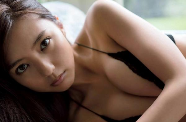    FLASH杂志写真群星荟萃：山崎真实、板野友美、广濑爱丽丝、森咲智美等名模泳装私房实拍集第5张图片