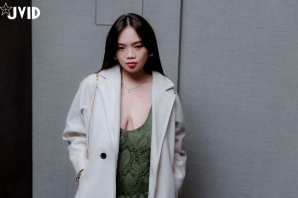    JVID写真：火辣巨乳女房东角色扮演，私房诱惑大尺度系列套图与视频第11张图片