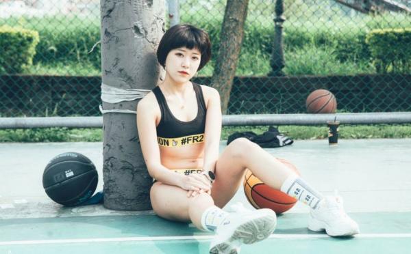    JVID精选：短发美少女篮球宝贝，诱惑风潮运动比基尼写真视频第38张图片