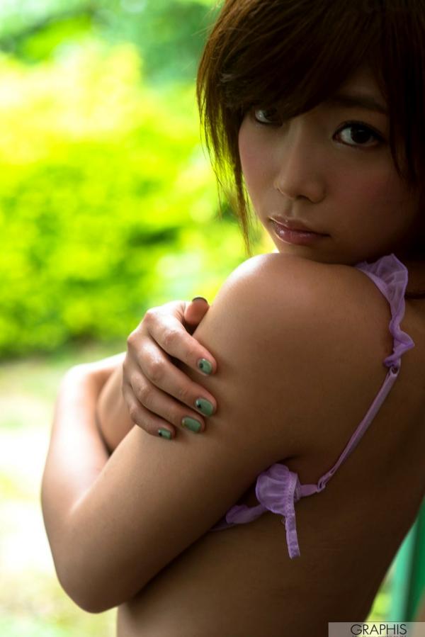 紗倉まな 纱仓真菜  Graphis_紗倉まな《Kisses From You》户外海边黑丝比基尼私房写真集[43P]第9张图片