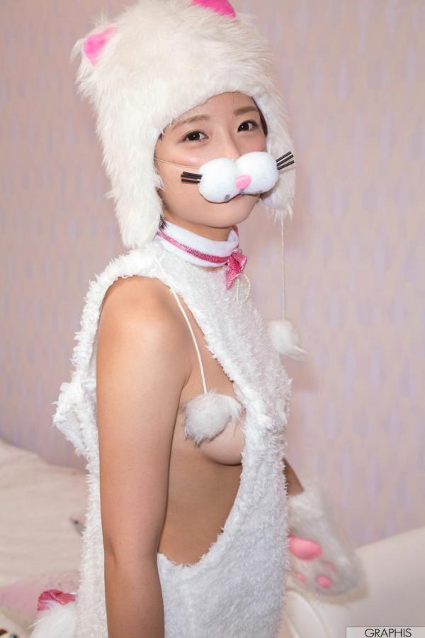 紗倉まな 纱仓真菜  Graphis 紗倉まな SPRING SPECIAL 2016 写真集：清纯街拍与性感诱惑内衣系列第45张图片