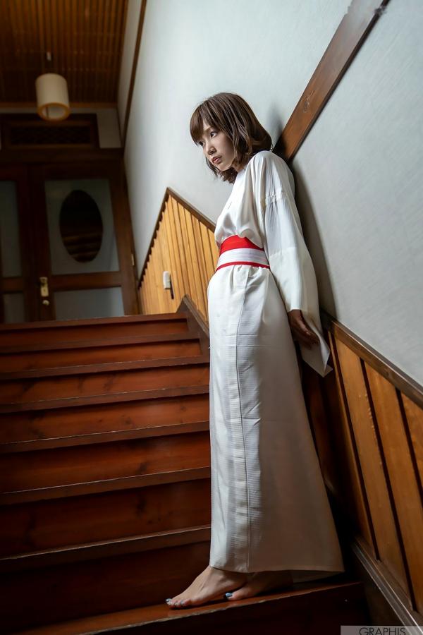小島みなみ 小岛南  Graphis_小岛南《Can you come here!》清纯户外写真与浴室湿身诱惑合集第20张图片