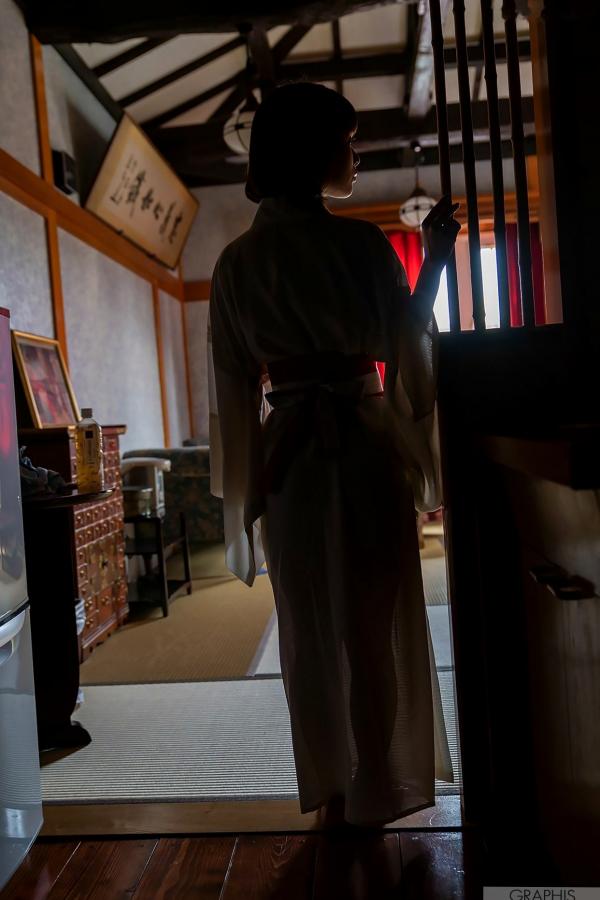 小島みなみ 小岛南  Graphis_小岛南《Can you come here!》清纯户外写真与浴室湿身诱惑合集第24张图片