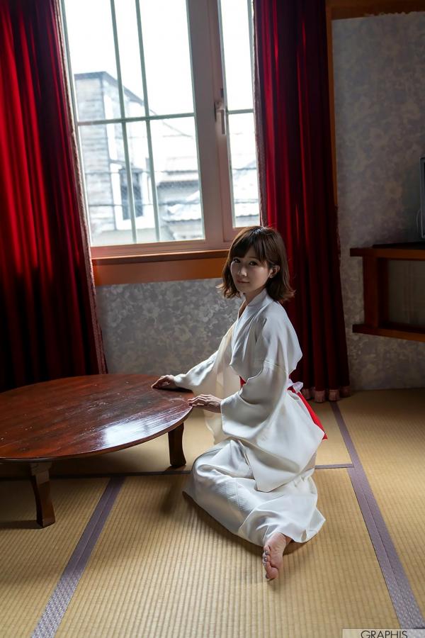 小島みなみ 小岛南  Graphis_小岛南《Can you come here!》清纯户外写真与浴室湿身诱惑合集第26张图片