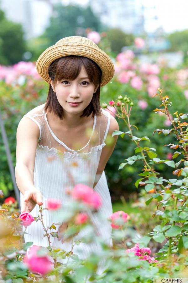 小島みなみ 小岛南  Graphis_小島みなみ(小岛南)《Happiness》私房居家补妆性感女神写真集第46张图片