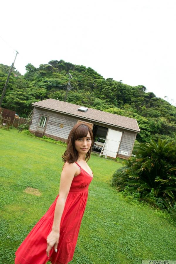 小島みなみ 小岛南  Graphis_小島みなみ《Sincerely》精选私房写真，唯美清新居家风格，日本女神展现百变性感魅力第15张图片