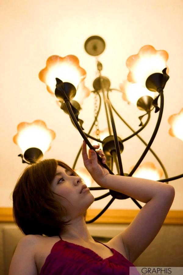 奥田咲 奥田咲  Graphis奥田咲《Bloom》清纯居家私房唯美写真，灵动双眸与诱惑曲线尽显迷人气质第22张图片