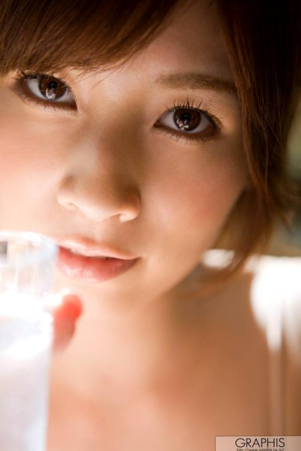 奥田咲 奥田咲  Graphis奥田咲《Bloom》清纯居家私房唯美写真，灵动双眸与诱惑曲线尽显迷人气质第24张图片