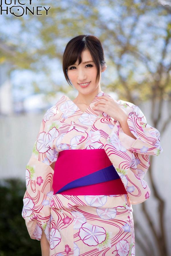 JULIA 京香  JULIA写真集：Juicy Honey极致内衣诱惑与清新和服造型展第1张图片