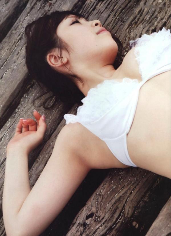 山口理子 中西里菜  PB写真集_中西里菜《AKB48 Graduation》清纯校服与性感泳装私房美图合集 [90P]第9张图片