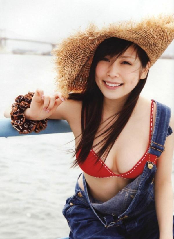 山口理子 中西里菜  PB写真集_中西里菜《AKB48 Graduation》清纯校服与性感泳装私房美图合集 [90P]第78张图片