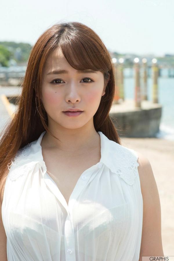 白石茉莉奈 白石茉莉奈  Graphis系列：白石茉莉奈《Primary Colors》旗袍写真，户外巷弄与居家私房双重风情，性感女神完美演绎！第9张图片