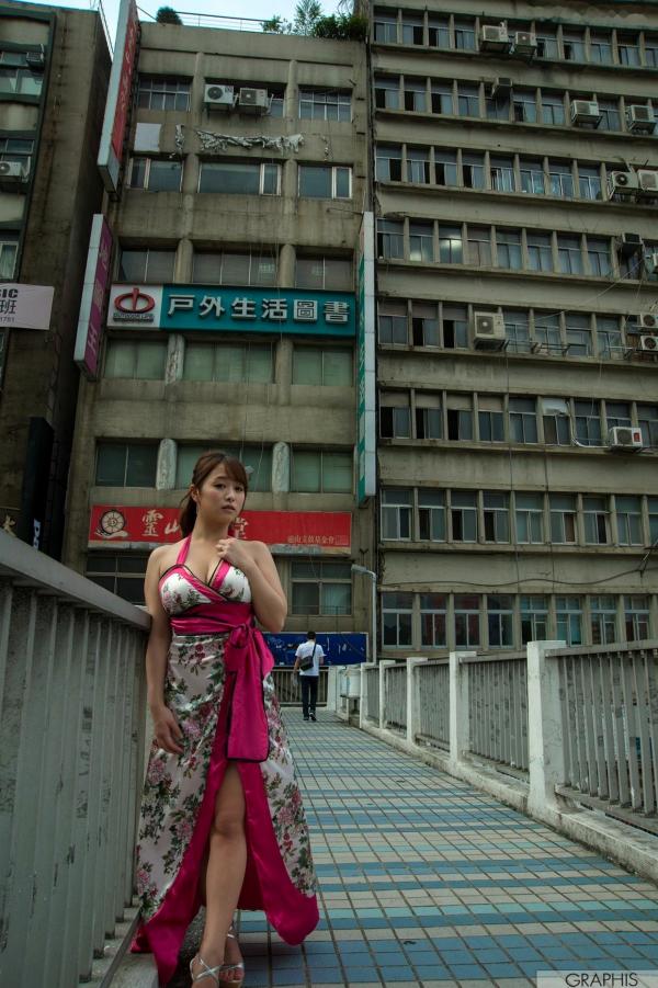 白石茉莉奈 白石茉莉奈  Graphis系列：白石茉莉奈《Primary Colors》旗袍写真，户外巷弄与居家私房双重风情，性感女神完美演绎！第25张图片