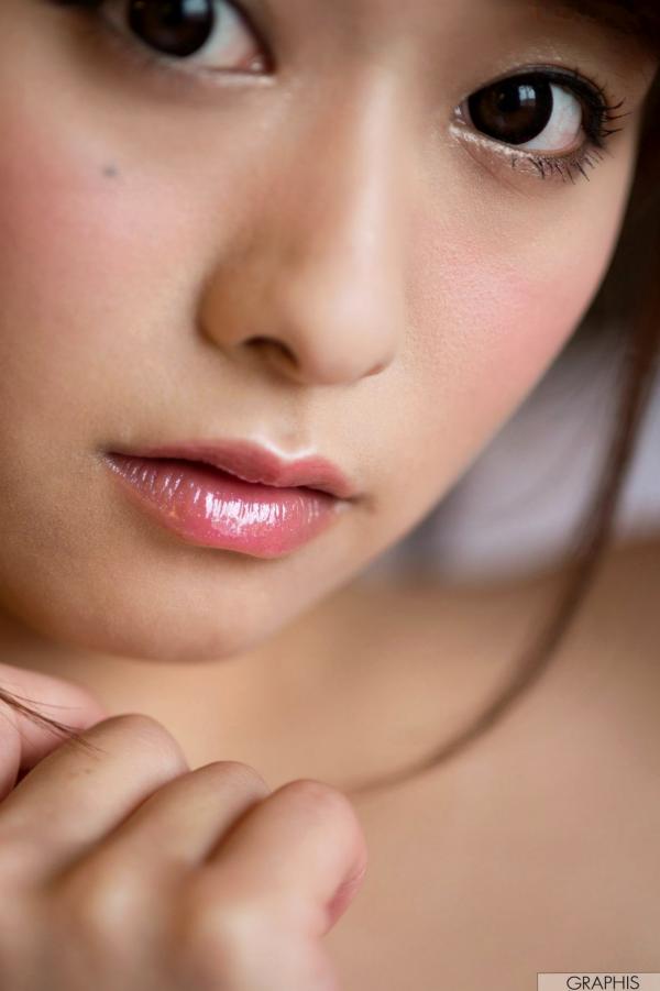 白石茉莉奈 白石茉莉奈  Graphis系列：白石茉莉奈《Primary Colors》旗袍写真，户外巷弄与居家私房双重风情，性感女神完美演绎！第28张图片