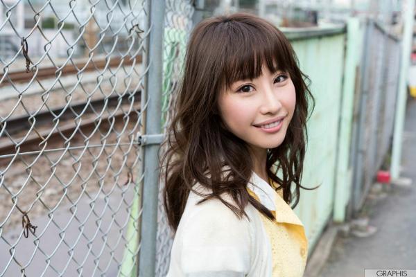 あやみ旬果 彩美旬果  Graphis_あやみ旬果《Sunbeams leaves》浴室火辣性感蕾丝写真、私房居家诱惑内衣特写套图 [29P]第1张图片