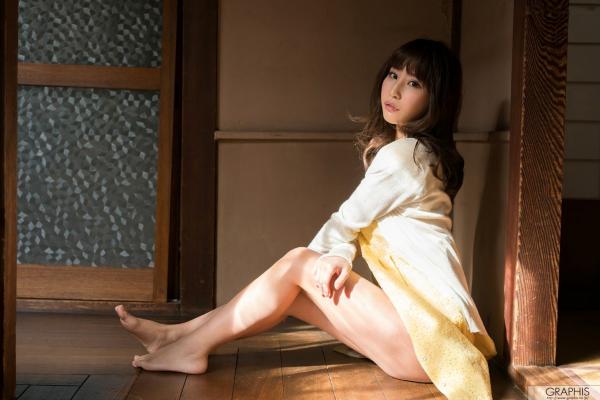あやみ旬果 彩美旬果  Graphis_あやみ旬果《Sunbeams leaves》浴室火辣性感蕾丝写真、私房居家诱惑内衣特写套图 [29P]第4张图片