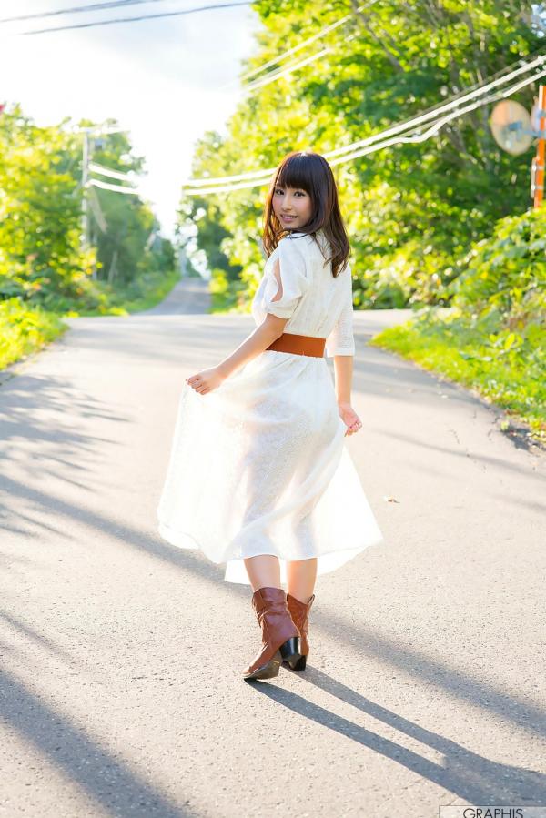 あやみ旬果 彩美旬果  Graphis_あやみ旬果《Beautiful Body》Gals户外写真集 [57P] 清纯颜值与热辣身材魅力呈现第4张图片
