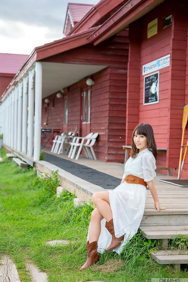 あやみ旬果 彩美旬果  Graphis_あやみ旬果《Beautiful Body》Gals户外写真集 [57P] 清纯颜值与热辣身材魅力呈现第5张图片
