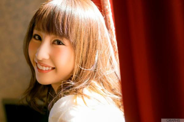 あやみ旬果 彩美旬果  Graphis_あやみ旬果《Beautiful Body》Gals户外写真集 [57P] 清纯颜值与热辣身材魅力呈现第48张图片