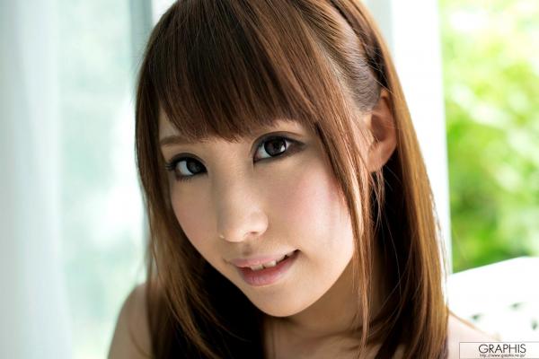 あやみ旬果 彩美旬果  Graphis写真女神あやみ旬果《Bombshell!!》性感比基尼与潮流装扮高清套图，尽显迷人曲线诱惑第21张图片