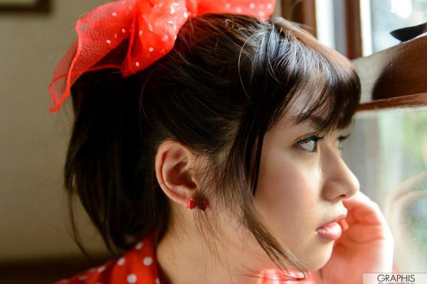 緒川りお 绪川里绪  绪川里绪 Graphis写真集：私房内衣诱惑与御姐魅影，尽显曼妙身姿！第33张图片
