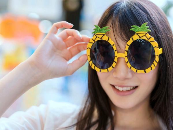 鈴村あいり 铃村爱里  鈴村あいり(AIRI)街头清新日常与私房黑丝诱惑写真集第2张图片