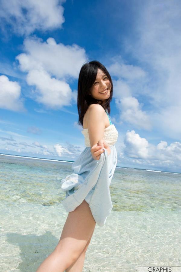 古川いおり 古川伊织  Graphis_古川いおり《Overwhelming Beauty》写真集_清纯海滨诱惑，居家私房美拍，极致纯欲风格第2张图片