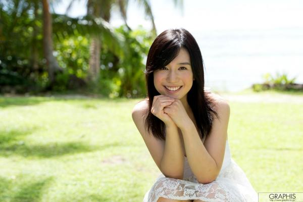 古川いおり 古川伊织  Graphis_古川いおり《Overwhelming Beauty》写真集_清纯海滨诱惑，居家私房美拍，极致纯欲风格第13张图片