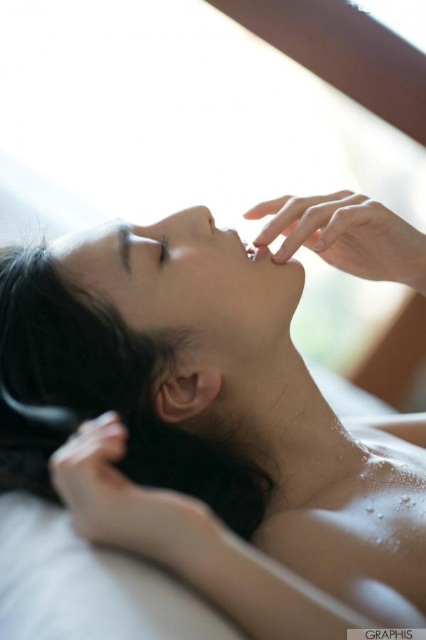 古川いおり 古川伊织  Graphis_古川いおり《Midday Illusion》户外清新自然、唯美沐浴瞬间、甜美笑容写真集[30P]第28张图片
