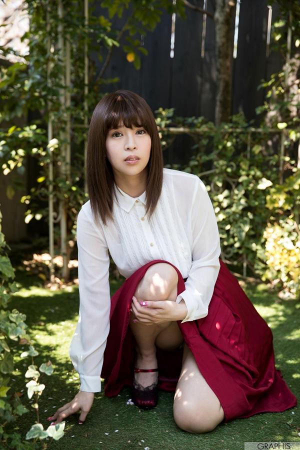 あんり   Graphis_ANRI《Happy-Go-Lucky》职场OL制服与清纯家居写真精选第25张图片