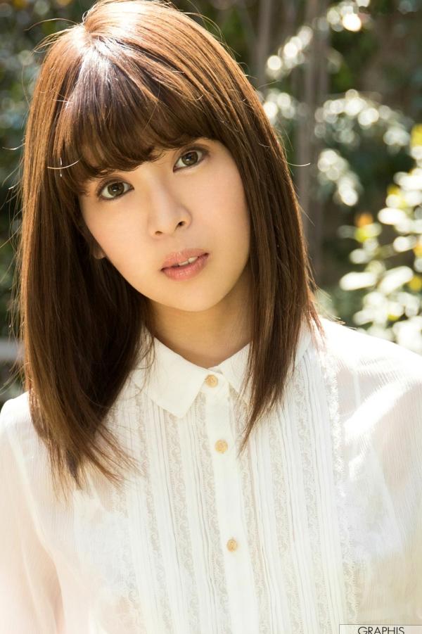 あんり   Graphis_ANRI《Happy-Go-Lucky》职场OL制服与清纯家居写真精选第28张图片