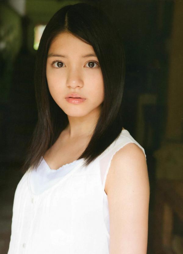 川島海荷 川岛海荷  川岛海荷《Umikaze》精选辑：清纯校园制服、唯美海滩度假与治愈系生活瞬间，极致展现少女自然魅力第89张图片