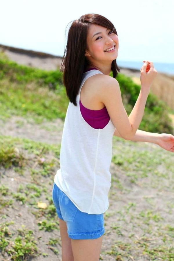 逢沢りな 逢泽莉娜  PB写真集_逢沢りな《Colorful Days》日本清纯女神，清新治愈系户外生活照第6张图片