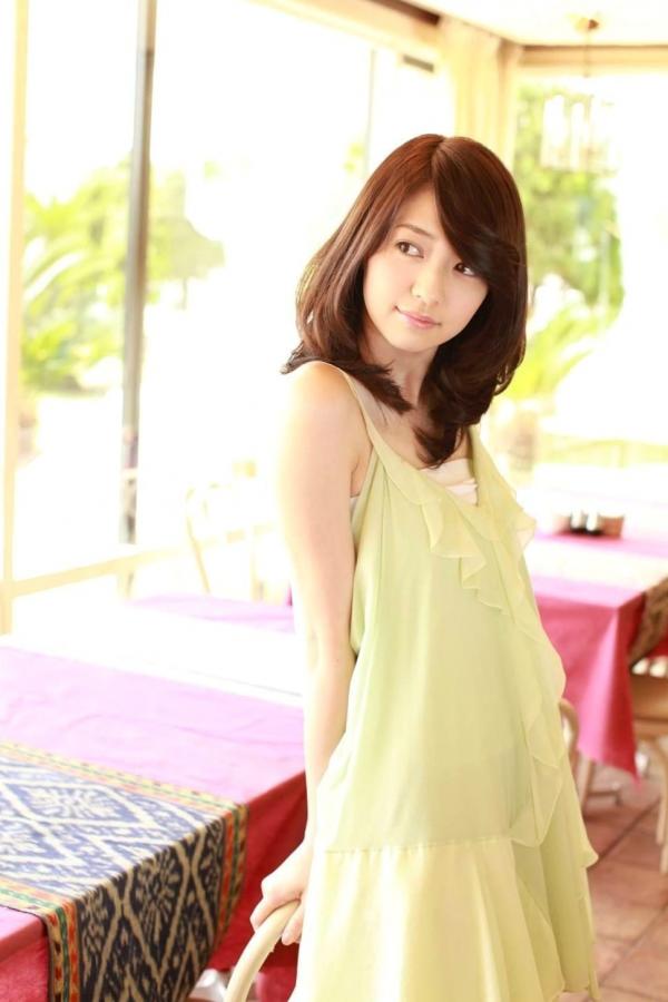 逢沢りな 逢泽莉娜  PB写真集_逢沢りな《Colorful Days》日本清纯女神，清新治愈系户外生活照第11张图片