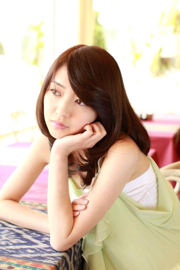 逢沢りな 逢泽莉娜  PB写真集_逢沢りな《Colorful Days》日本清纯女神，清新治愈系户外生活照第13张图片