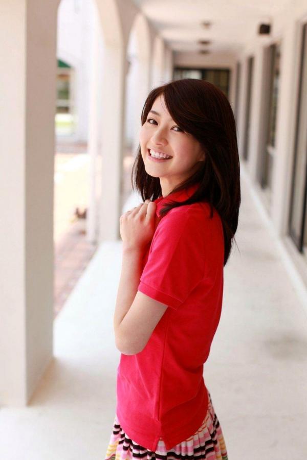 逢沢りな 逢泽莉娜  PB写真集_逢沢りな《Colorful Days》日本清纯女神，清新治愈系户外生活照第33张图片