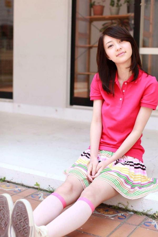 逢沢りな 逢泽莉娜  PB写真集_逢沢りな《Colorful Days》日本清纯女神，清新治愈系户外生活照第38张图片