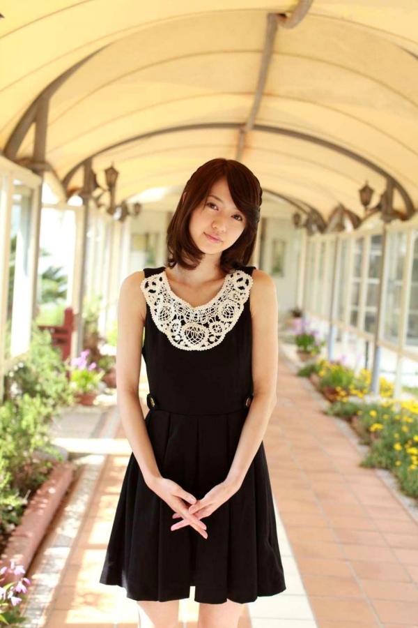 逢沢りな 逢泽莉娜  PB写真集_逢沢りな《Colorful Days》日本清纯女神，清新治愈系户外生活照第83张图片