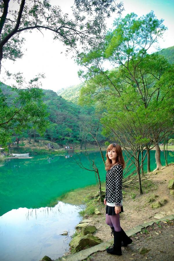 高橋みなみ 高桥南  台湾女神果子MM新山梦湖户外写真：气质清新甜美，治愈系人像摄影作品第6张图片